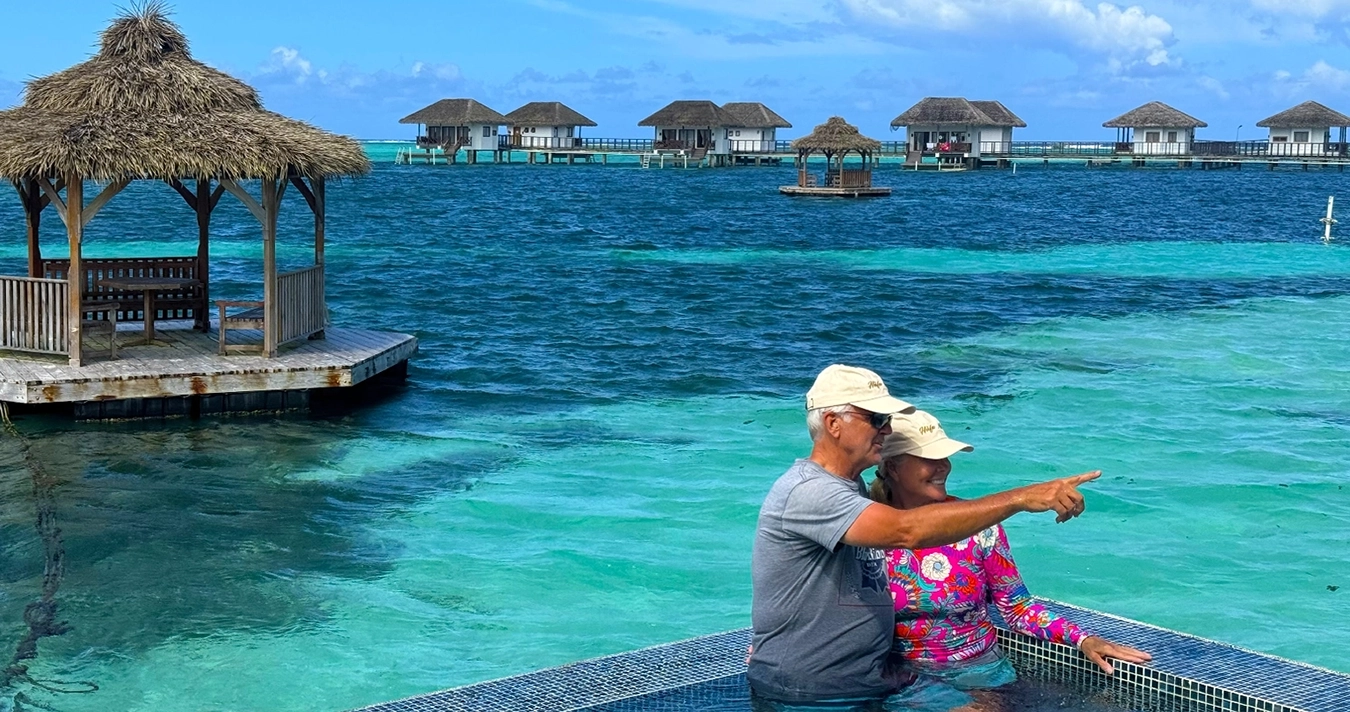 home banner Book Now Para Nuii Resort